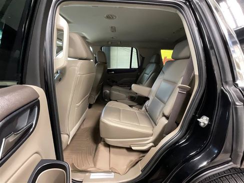 Used 2017 GMC Yukon SLT w/ Premium Edition AWD/4WD image 21