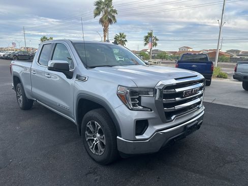 Used 2019 GMC Sierra 1500 SLE w/ SLE Value Package image 9