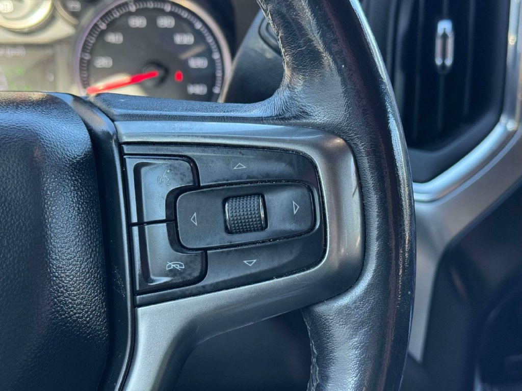 Used 2021 Chevrolet Silverado 1500 RST w/ Bed Protection Package AWD/4WD image 24