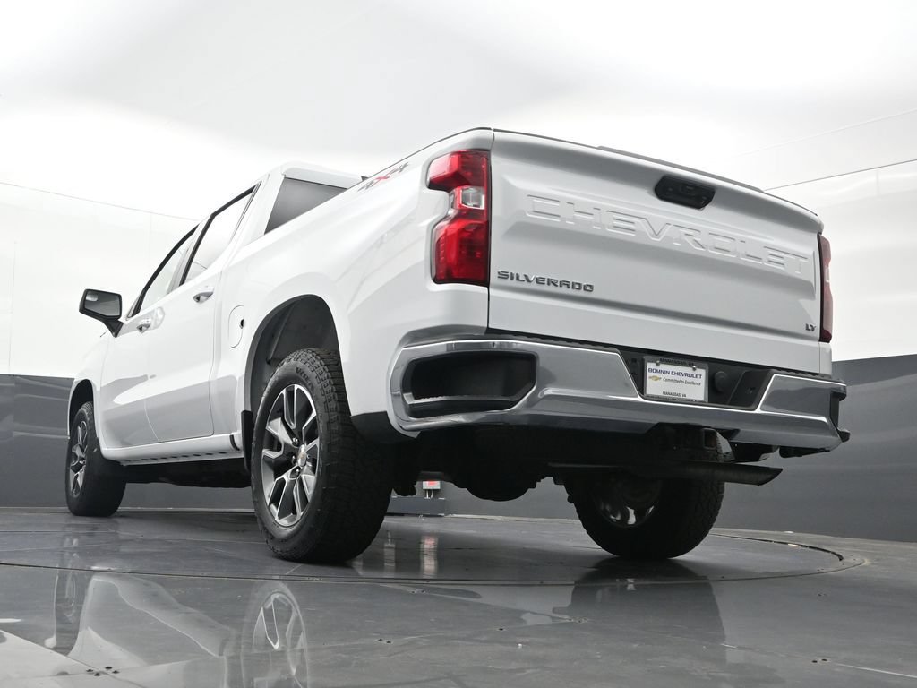 Certified 2024 Chevrolet Silverado 1500 LT AWD/4WD image 33