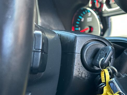 Used 2018 Chevrolet Silverado 1500 High Country AWD/4WD image 37