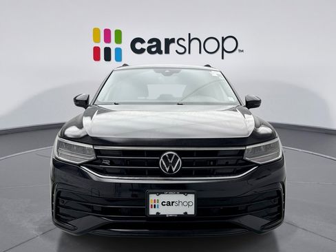 Used 2024 Volkswagen Tiguan SE R-Line image 8