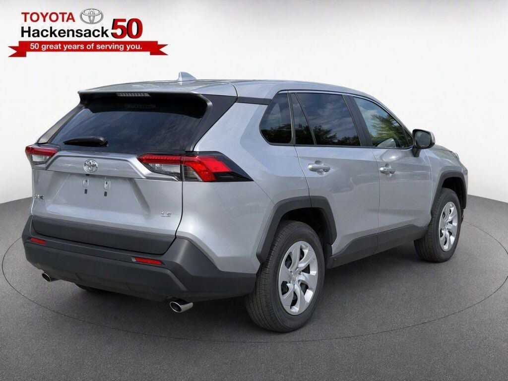 Certified 2025 Toyota RAV4 LE FWD image 36