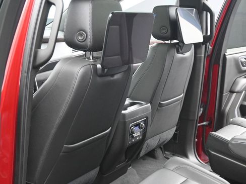 Used 2021 Chevrolet Tahoe Z71 w/ Z71 Off-Road Package image 20