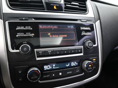 Used 2017 Nissan Altima 2.5 SL image 12