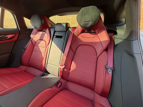 New 2026 Porsche Panamera 4 image 19