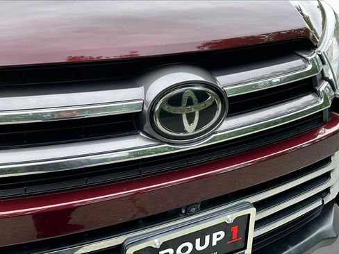 Used 2019 Toyota Highlander Limited Platinum AWD/4WD image 29