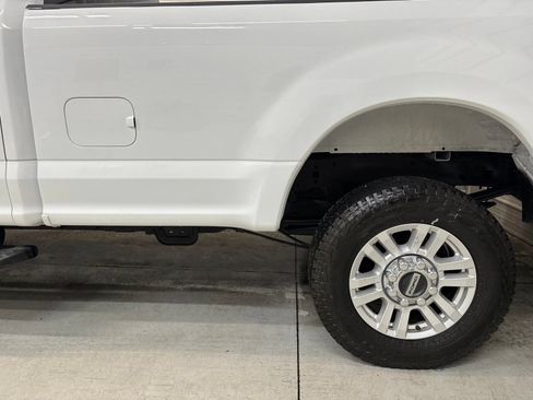 Used 2019 Ford F250 XLT AWD/4WD image 8