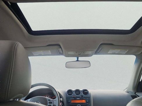 Used 2009 Nissan Altima 2.5 SL w/ SL Pkg image 9