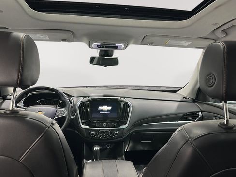 Used 2020 Chevrolet Traverse Premier image 23