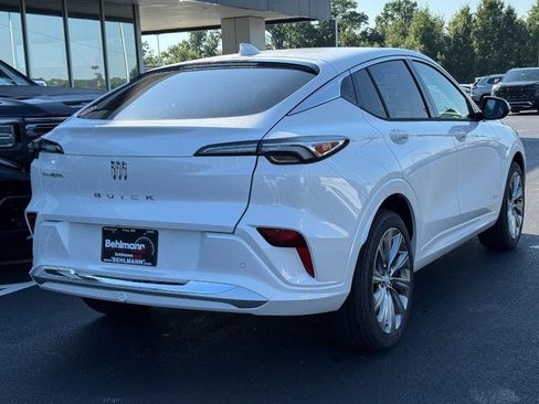 New 2026 Buick Envista Avenir FWD image 4