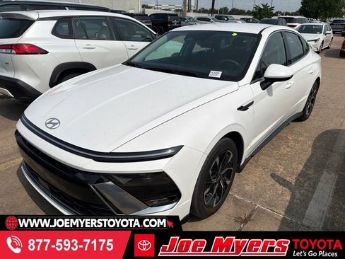 Used 2024 Hyundai Sonata SEL FWD image 1