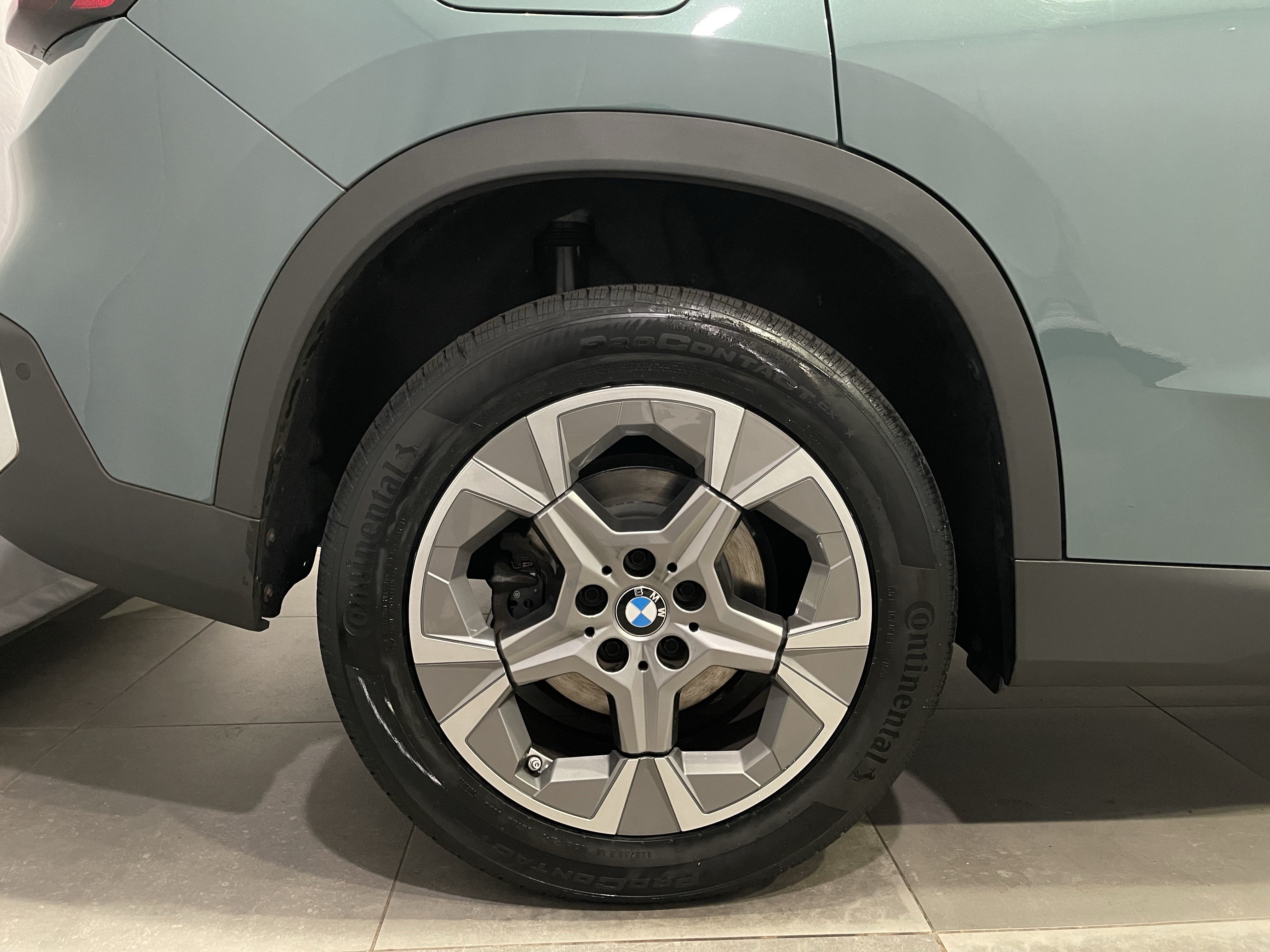 Certified 2023 BMW X1 xDrive28i w/ Convenience Package AWD/4WD image 9