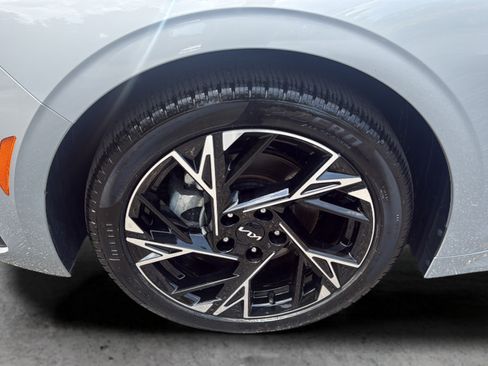 Used 2025 Kia K5 GT-Line w/ GT-Line Premium Package AWD/4WD image 24