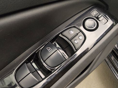 Used 2023 Nissan Altima 2.5 SV image 27