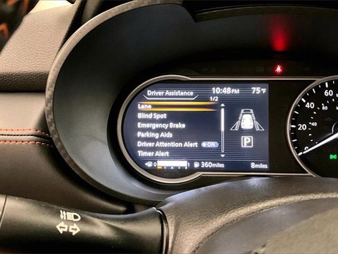 New 2025 Nissan Versa SR w/ Trunk Package image 27