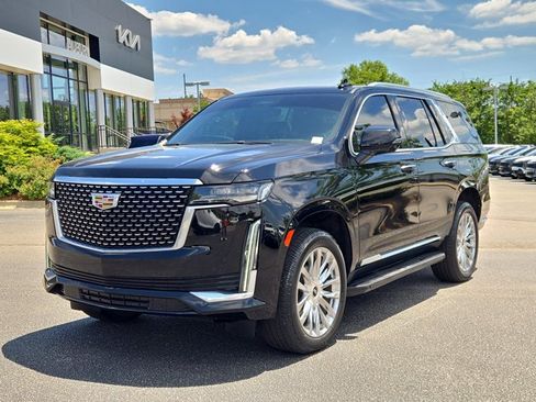Used 2022 Cadillac Escalade Premium Luxury AWD/4WD image 3