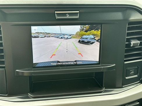 Used 2025 Ford F350 XLT w/ FX4 Off-Road Package image 15