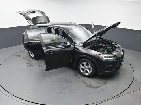 Certified 2023 Honda HR-V LX image 48