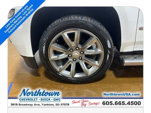Used 2019 Chevrolet Suburban LT w/ LT Signature Package image 28