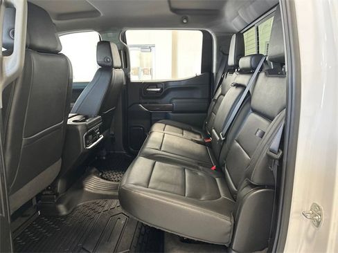 Used 2019 GMC Sierra 1500 SLT image 29