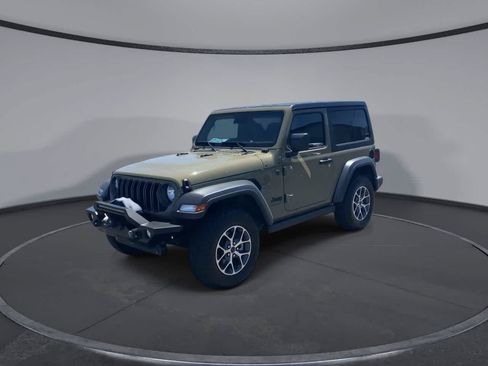Used 2025 Jeep Wrangler Sport AWD/4WD image 5