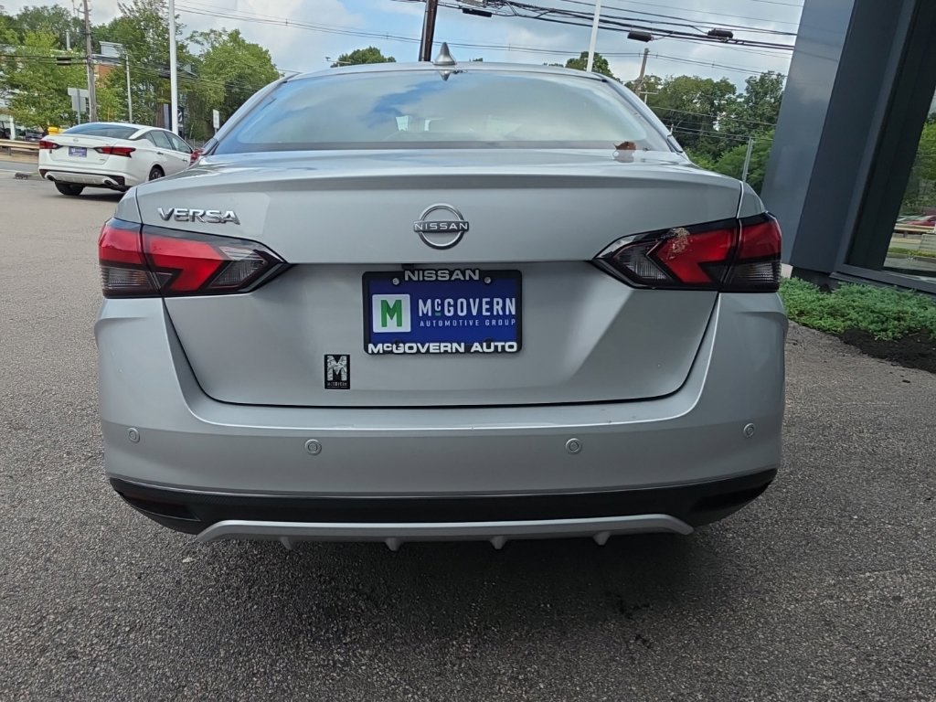 Certified 2025 Nissan Versa SV w/ Trunk Package FWD image 5