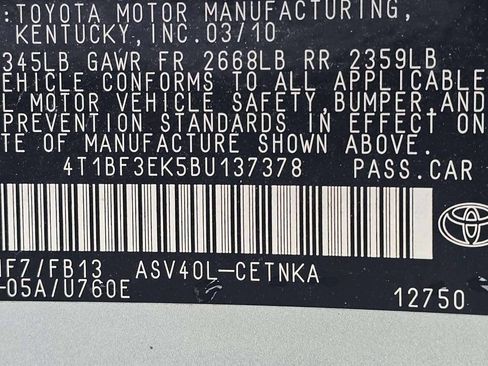 Used 2011 Toyota Camry LE image 10