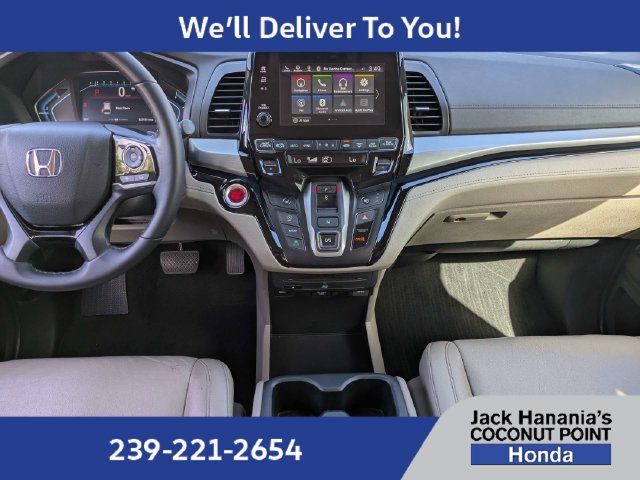 Used 2023 Honda Odyssey Touring image 16