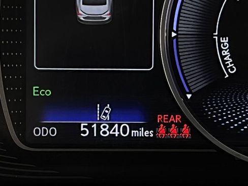 Certified 2023 Lexus ES 300h w/ Premium Package image 23