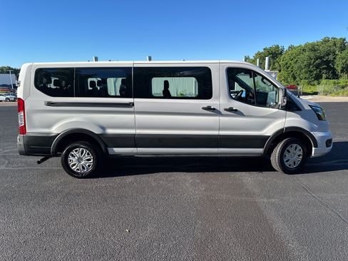 Used 2023 Ford Transit 350 XLT RWD image 8