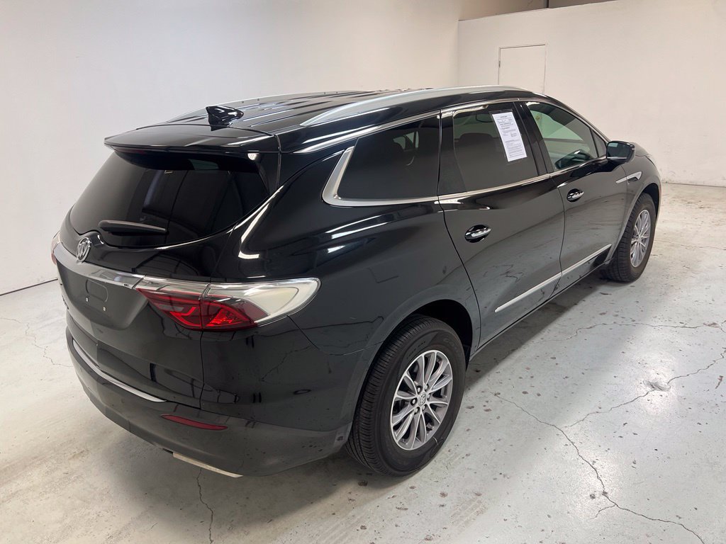 Used 2023 Buick Enclave Essence FWD image 2
