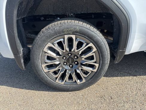New 2026 GMC Sierra 1500 Denali Ultimate AWD/4WD image 10