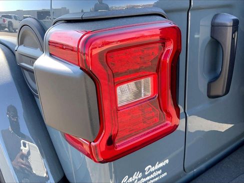 New 2026 Jeep Wrangler Rubicon AWD/4WD image 19