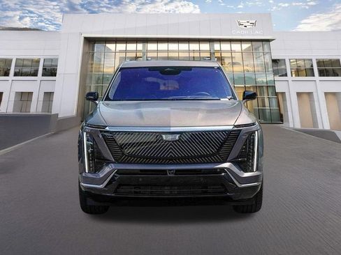 Used 2026 Cadillac Vistiq Premium Luxury AWD/4WD image 2