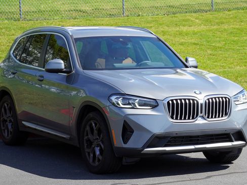 Used 2023 BMW X3 sDrive30i w/ Premium Package RWD image 2