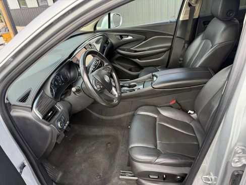 Used 2018 Buick Envision Premium w/ Driver Confidence Package image 17