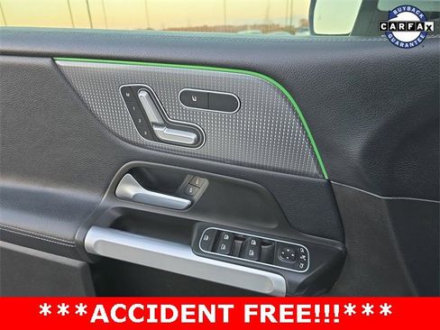 Used 2020 Mercedes-Benz GLB 250 GLB 250 image 12