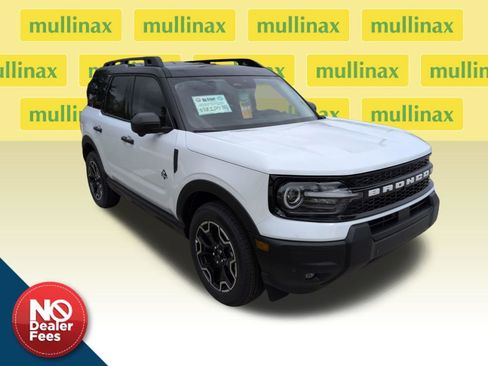New 2026 Ford Bronco Sport Outer Banks w/ Outer Banks Tech Package+ AWD/4WD image 1
