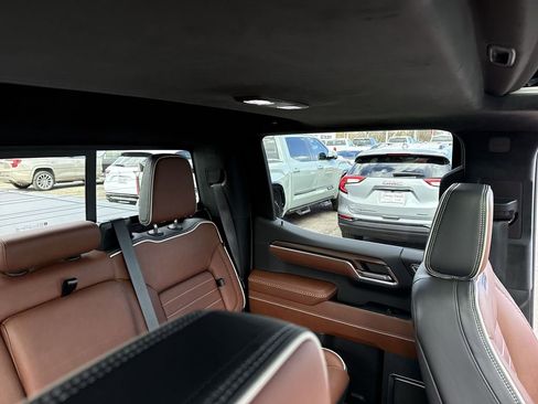 Certified 2024 GMC Sierra 1500 Denali Ultimate image 14