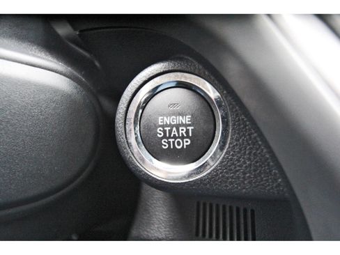 Used 2024 Subaru Crosstrek 2.0i Premium AWD/4WD image 19