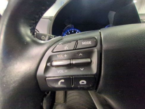 Used 2018 Hyundai Kona Limited image 15