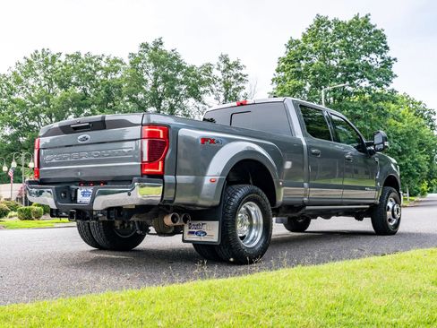 Used 2022 Ford F350 Lariat w/ Lariat Ultimate Package AWD/4WD image 5