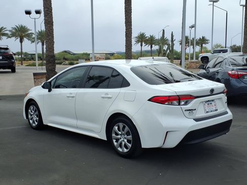 Certified 2025 Toyota Corolla LE image 6