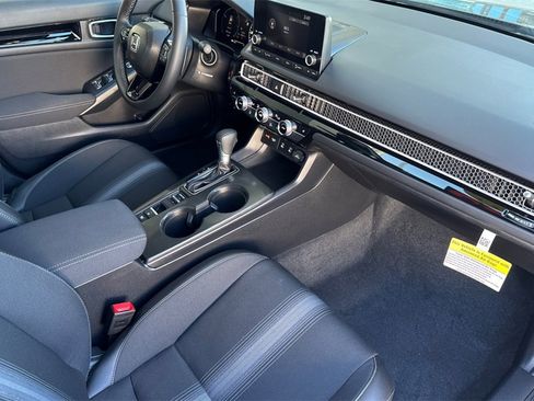 Certified 2025 Honda Civic Sport image 14