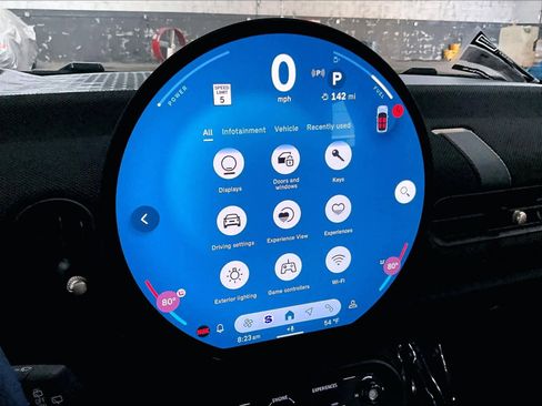 Certified 2025 MINI Cooper 2-Door Hardtop image 36