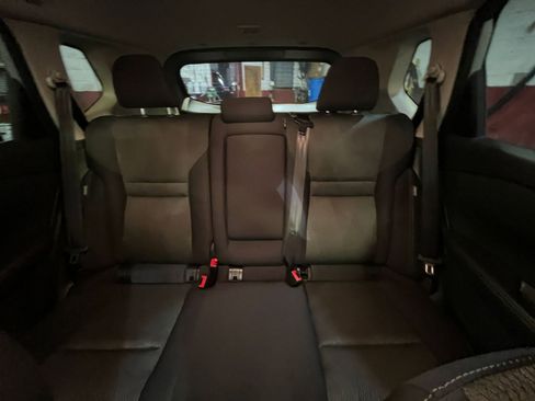 Used 2025 Nissan Rogue SV image 39