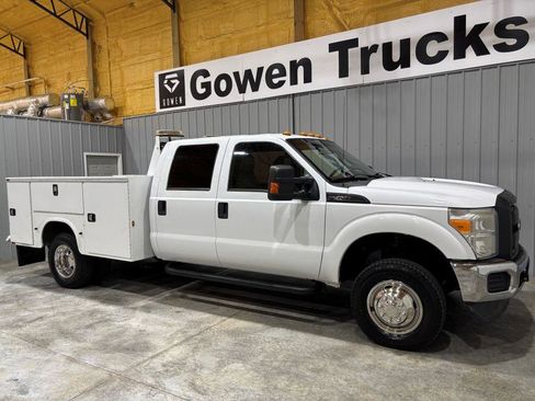 Used 2016 Ford F350 XL w/ Power Equipment Group AWD/4WD image 3