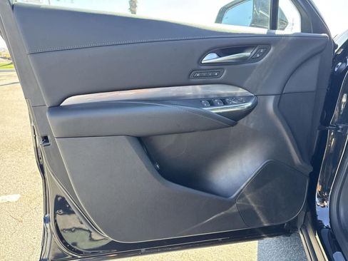 Used 2024 Cadillac XT4 Premium Luxury image 19