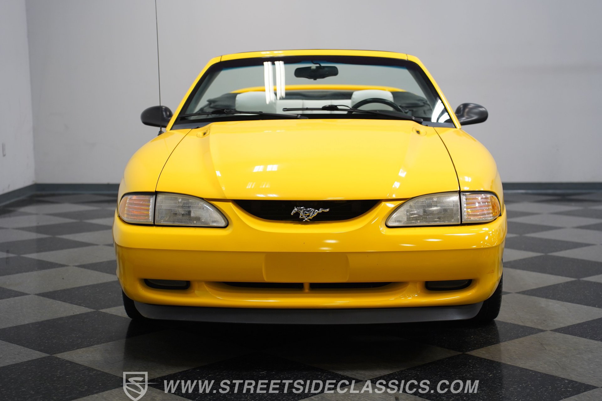 Used 1995 Ford Mustang GT RWD image 18